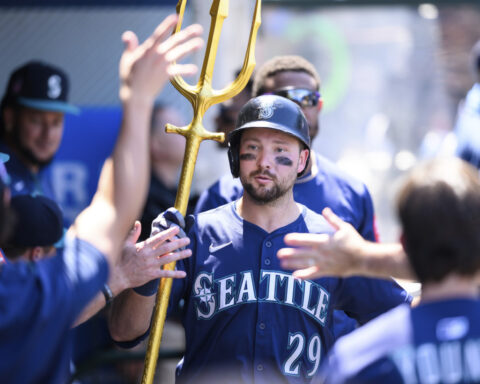 Big Dumper's big year: Cal Raleigh's 'staggering' season leads an offensive surge by MLB catchers