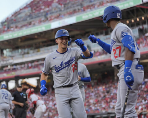 Dodgers activate Max Muncy from injured list, but also put Tommy Edman on the shelf