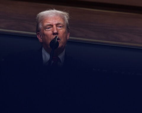 Trump signs order broadening access for alternative assets in 401(k)s