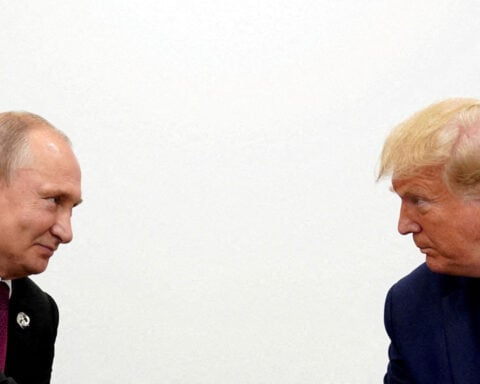 Collins details why Trump's messaging on meeting with both Putin, Zelensky is notable