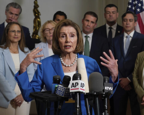 California's Newsom, Pelosi back Texas Democrats as GOP warns of more escalations over walkout