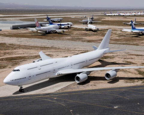 Trump says Qatari jet could be ready for use as Air Force One in 6 months. Experts are deeply skeptical