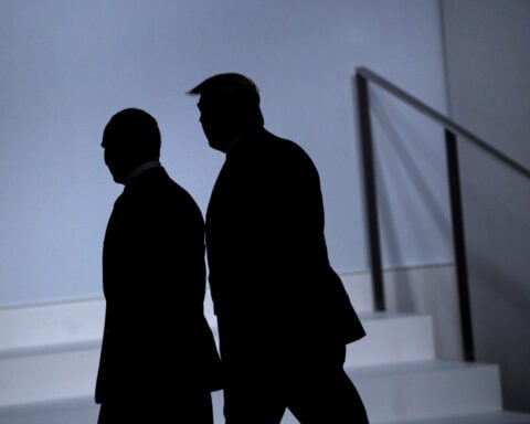 US officials rush to finalize details of Trump-Putin summit