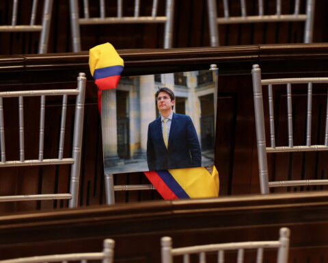 Colombian presidential hopeful Uribe dies two months after shooting