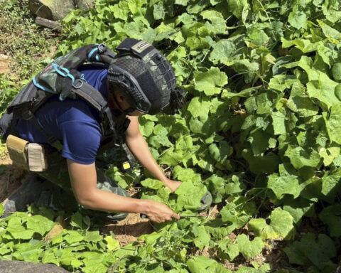 Thailand warns it may act in 'self-defense' after soldier hurt by a mine blast near Cambodian border