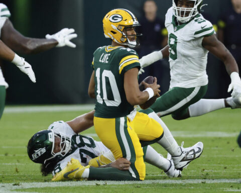 Packers quarterback Jordan Love out for at least a week after having procedure on left thumb