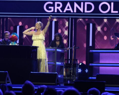 'Sesame Street' stars Elmo and Abby Cadabby sing and host in their Grand Ole Opry debut