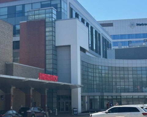 Inmate escapes custody at hospital