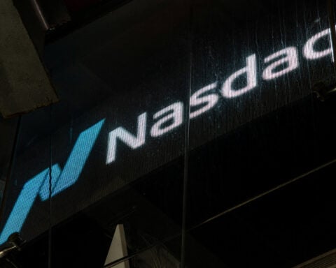 US tech-stock stumble shows vulnerability in AI trade
