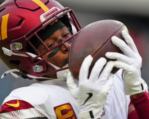 Terry McLaurin and the Commanders agree on a 3-year extension worth $96 million, AP source says