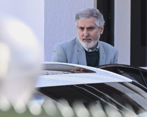 Iranian ambassador leaves Australia amid diplomatic rift over antisemitic attacks