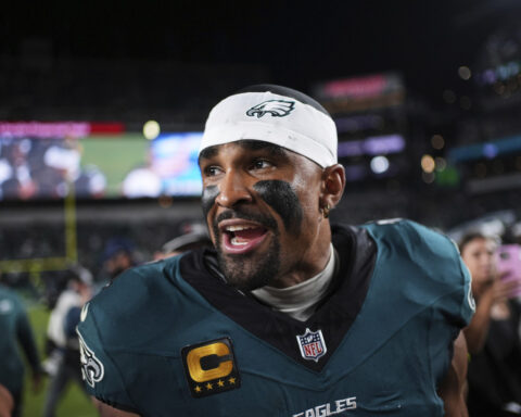 Jalen Carter shames Super Bowl champion Eagles by spitting on Dak Prescott. What happens next?