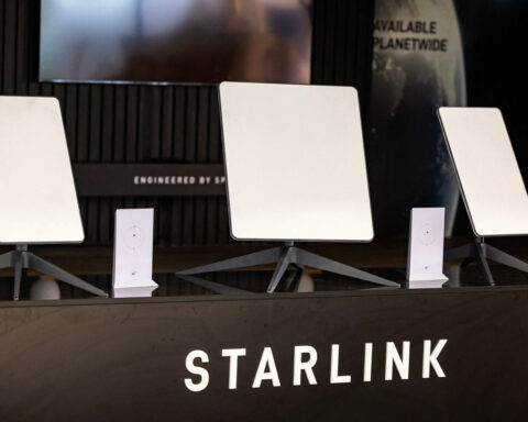 Musk’s Starlink outage affects tens of thousands, including Ukrainian military