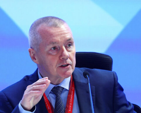 Global emissions deal a priority for airlines at UN aviation assembly