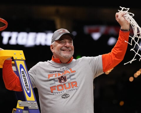 Bruce Pearl, winningest men's basketball coach in Auburn history, announces retirement