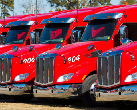 Trump announces a 25% tariff on trucks and a 30% tariff on furniture