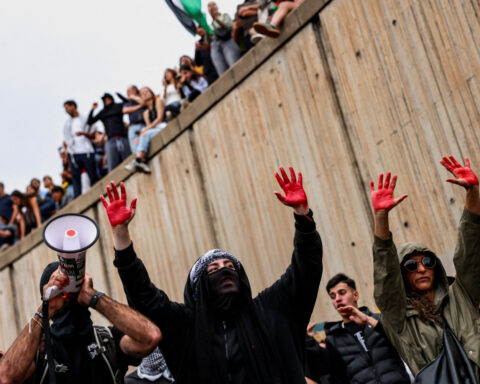 European protesters block traffic, vandalise shops after Gaza aid flotilla blocked