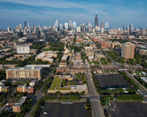 Bid to end shutdown fails in Senate; Trump freezes aid to Chicago