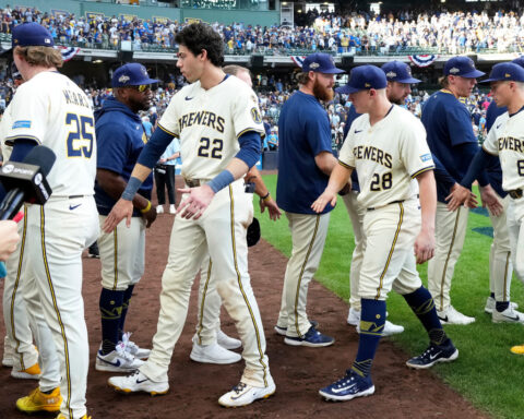 Fast start propels Brewers to 9-3 victory over Cubs in NLDS opener