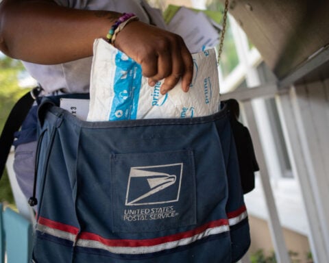 Texas woman who claims Postal Service intentionally withheld her mail takes case to Supreme Court