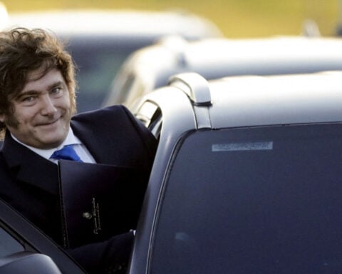 Argentina lower house approves law curbing presidential decrees