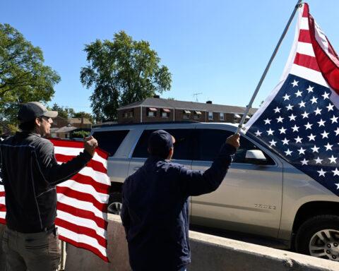 Judge blocks National Guard deployment in Illinois for 2 weeks