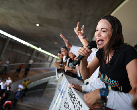 Trump speaks with Nobel Peace Prize winner Machado after his administration denounced the decision to award it to her