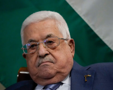 Israel rejects freeing from prison the most popular Palestinian leader