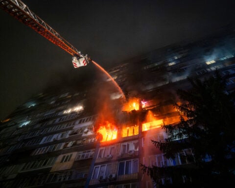 Power restored to 800,000 in Kyiv after major Russian strikes on Ukraine's energy grid