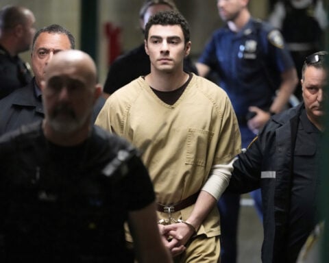 Luigi Mangione's lawyers seek dismissal of federal charges in assassination of UnitedHealthcare CEO