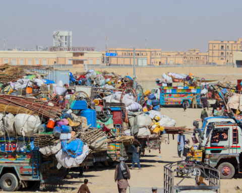 Dozens killed in Pakistan-Afghanistan clashes, border closed