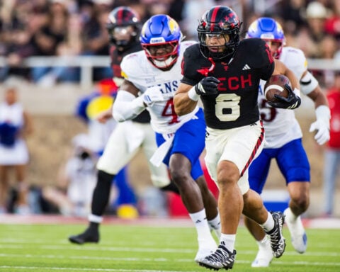 Texas Tech head coach pleads with tortilla-throwing fans after team penalized 30 yards