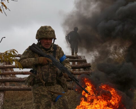 Russia attacks Ukraine's power grid as Moscow worries over US Tomahawk missiles