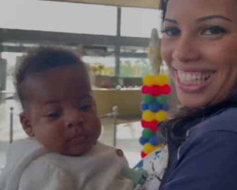 Families of premature babies reunite with NICU doctors and nurses