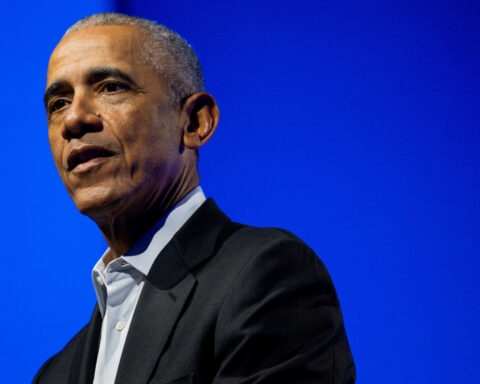 Obama warns against authoritarianism