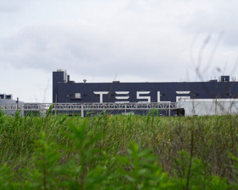 Tesla's Shanghai gigafactory begins production ramp-up in Q4