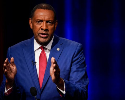 Trump ally Vernon Jones announces run for Georgia secretary of state