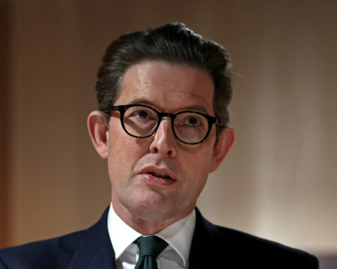 UK's MI5 warns politicians they are targets of Russia and Chinese spying