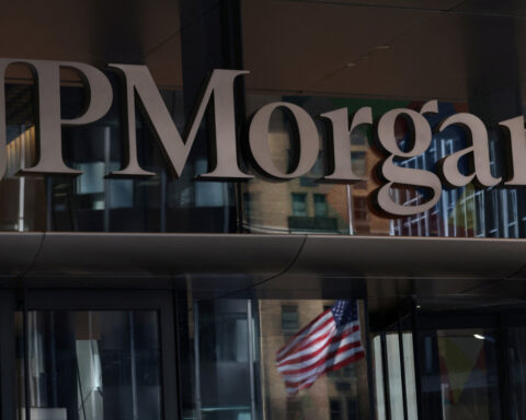 JPMorgan says leveraged ETFs worsened Friday's Wall St selloff