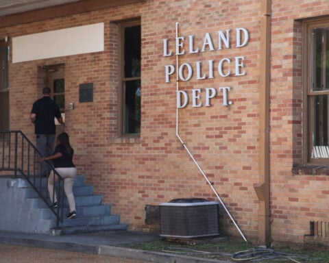 4 arrests made in connection with mass shooting that left 6 dead in Mississippi, FBI says