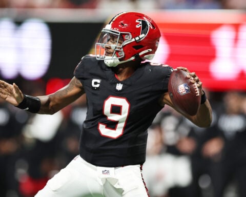 Falcons ride Robinson's 170 rushing yards, including 81-yard TD, to 24-14 win over Allen and Bills