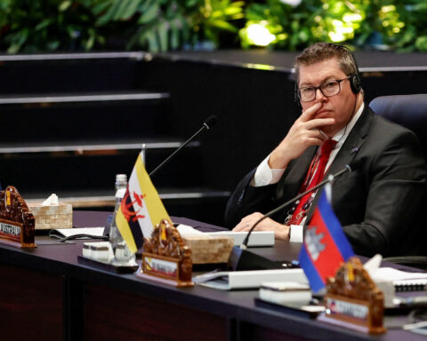 Australia to make next billion-dollar AUKUS payment 'shortly', says minister