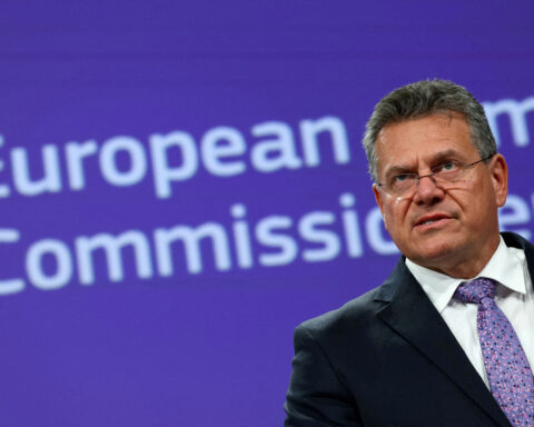 EU presses US to drop tariffs on metals content