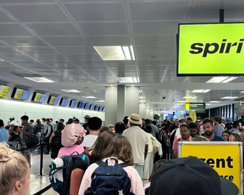 Spirit Airlines projects profit return in 2027 after restructuring