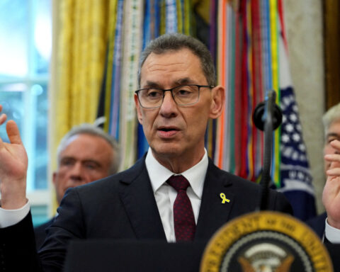 Pfizer CEO says US pharma industry needs to collaborate with China