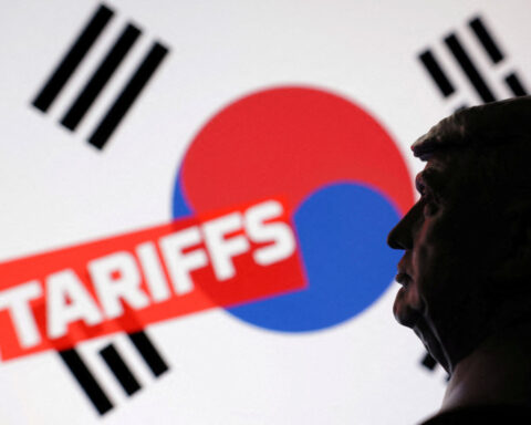 Top South Korea officials to visit US for tariff talks amid hope for progress