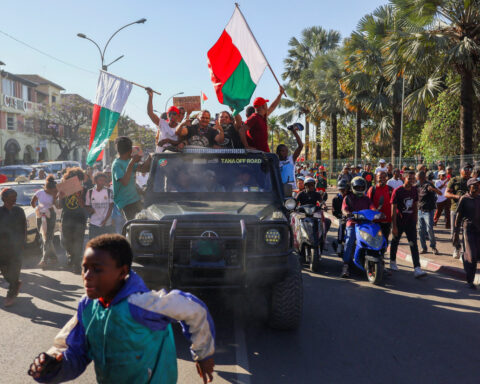 Russia says it hopes bloodshed will be avoided in Madagascar