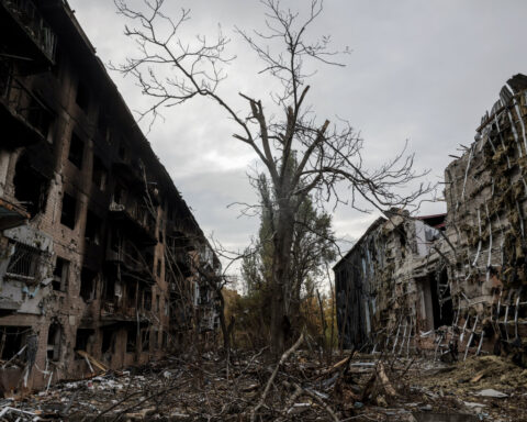 Ukrainian officials meet with US weapons manufacturers before Trump-Zelenskyy talks