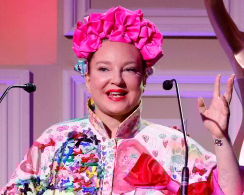 Sia’s estranged husband wants $250,000 monthly maintenance