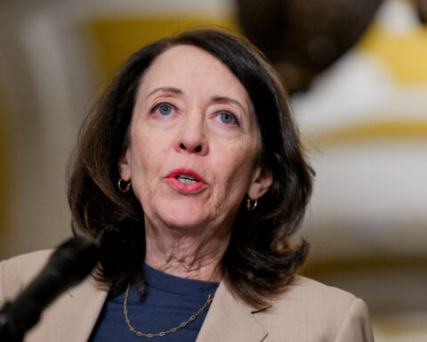 Senator urges probe into US airport video blaming Democrats for government shutdown